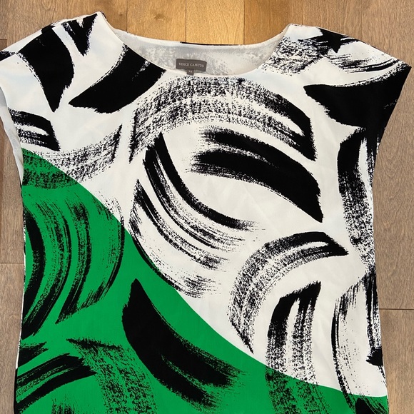 Green, Black and White Sleeveless Top - Picture 6 of 9